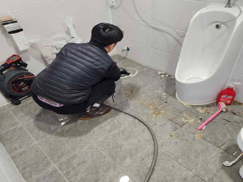 성북구 소변기·상가 배관 작업사례 7